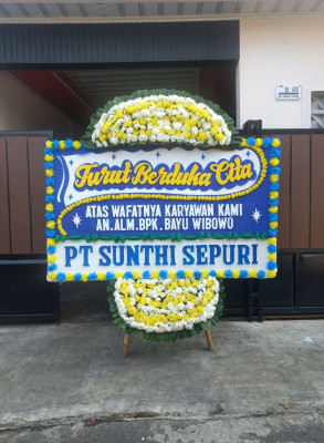 Papan Bunga Duka di Molinow
